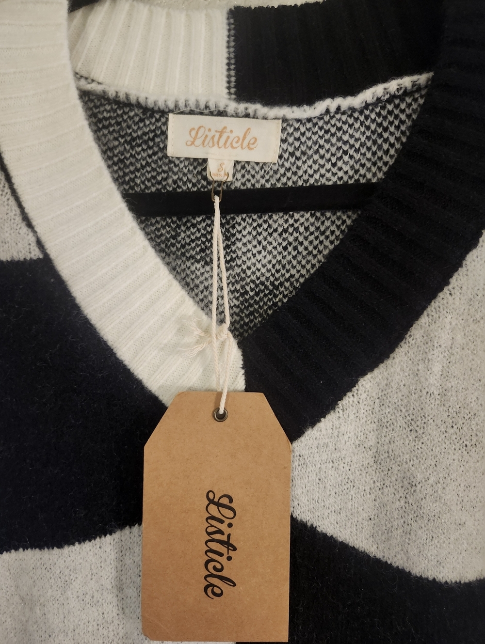🏁NWT Listicle "Check Me Out😘Sweater Vest" Blk🖤&Wht🤍Check🏁 Small • Oversized - Picture 5 of 12